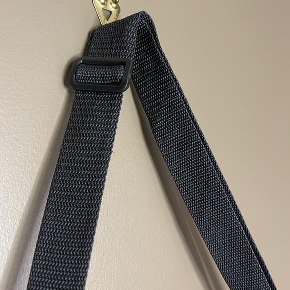 Thirty-one zip top tote NWOT - Picture 3 of 5